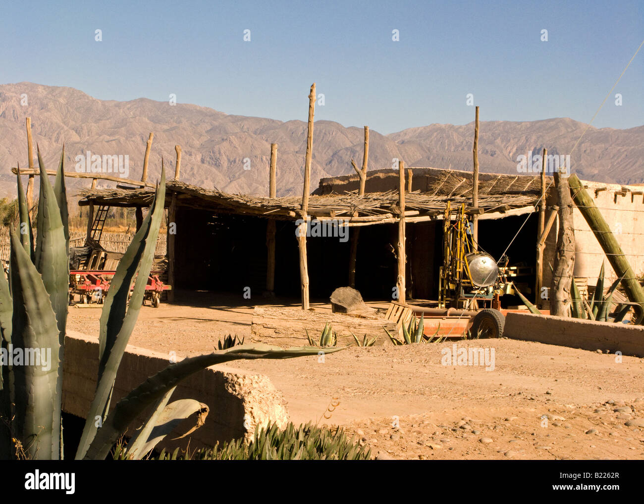 Rancho typique de petit propriétaire habitants de désert dans l'ouest de l'Argentine Monte Banque D'Images