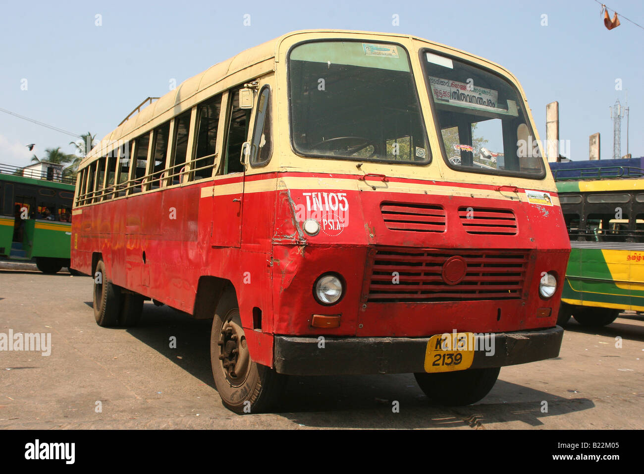 Ashok Leyland Bus à la gare routière de Paravoor Kerala Inde Banque D'Images