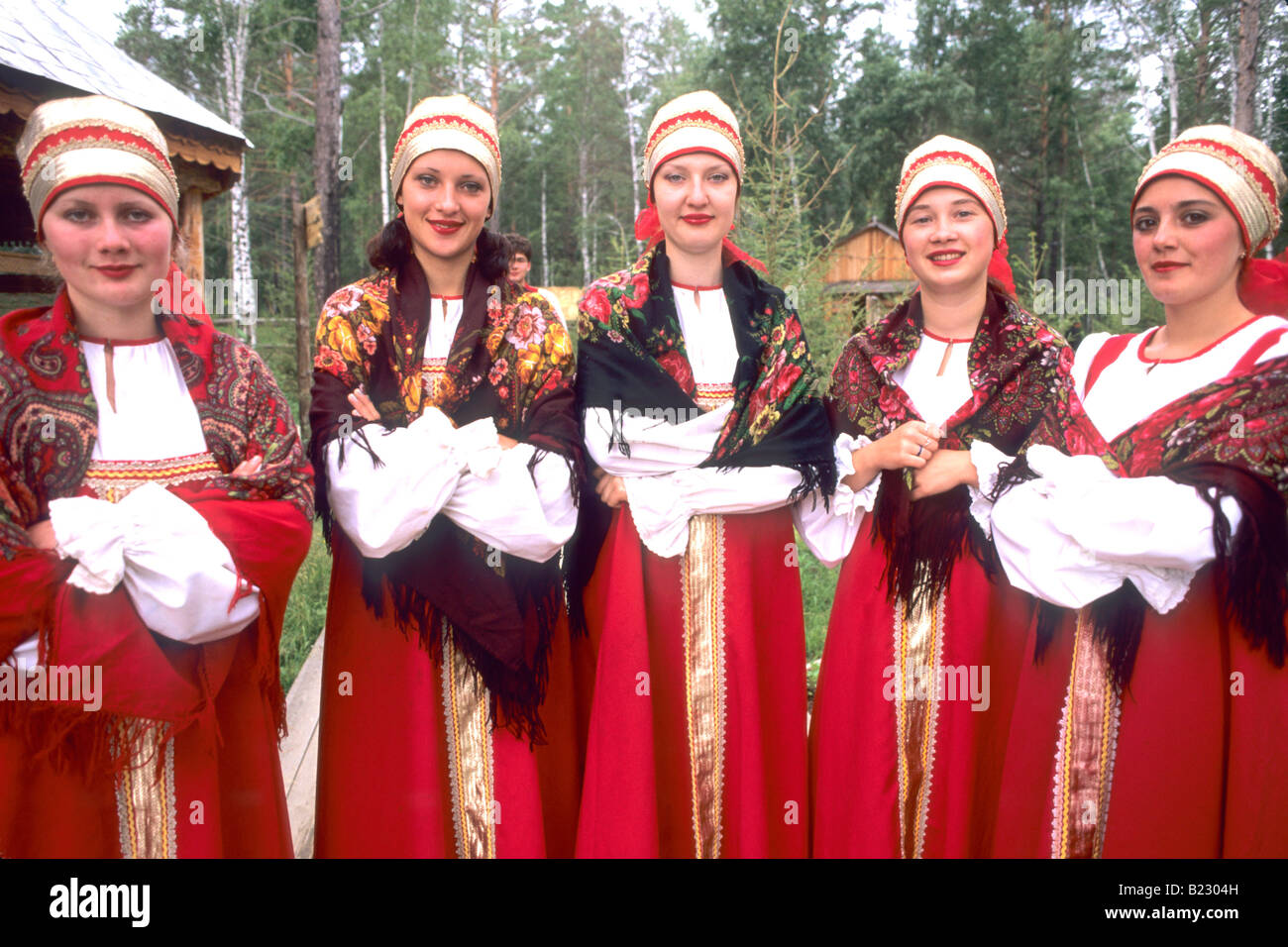 Les femmes russes, smiling in Sibérie Russie Banque D'Images
