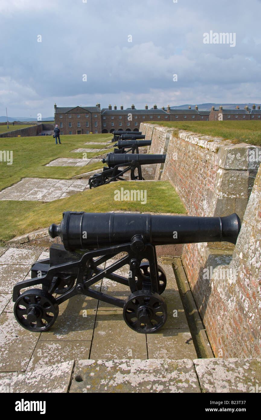 Fort George cannon barracks Nairn Inverness région des Highlands Ecosse Avril 2008 Banque D'Images