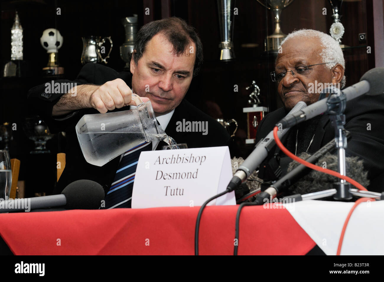 Don mullan et l'archevêque Desmond Tutu Banque D'Images