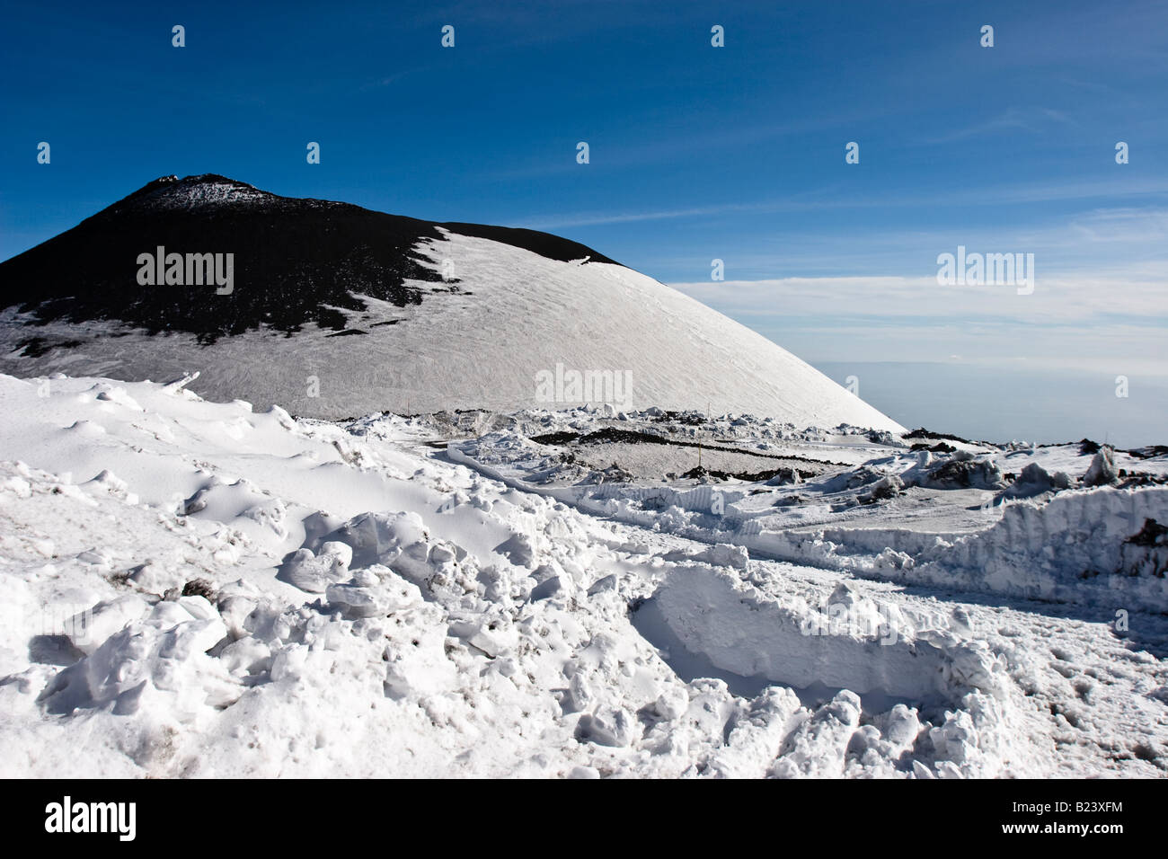 Sommets enneigés du Mont Etna, Sicile, Italie Banque D'Images
