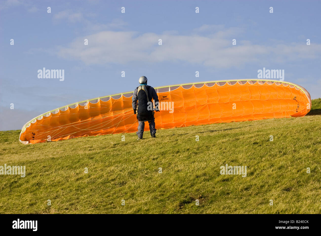 La préparation au décollage parapente Banque D'Images