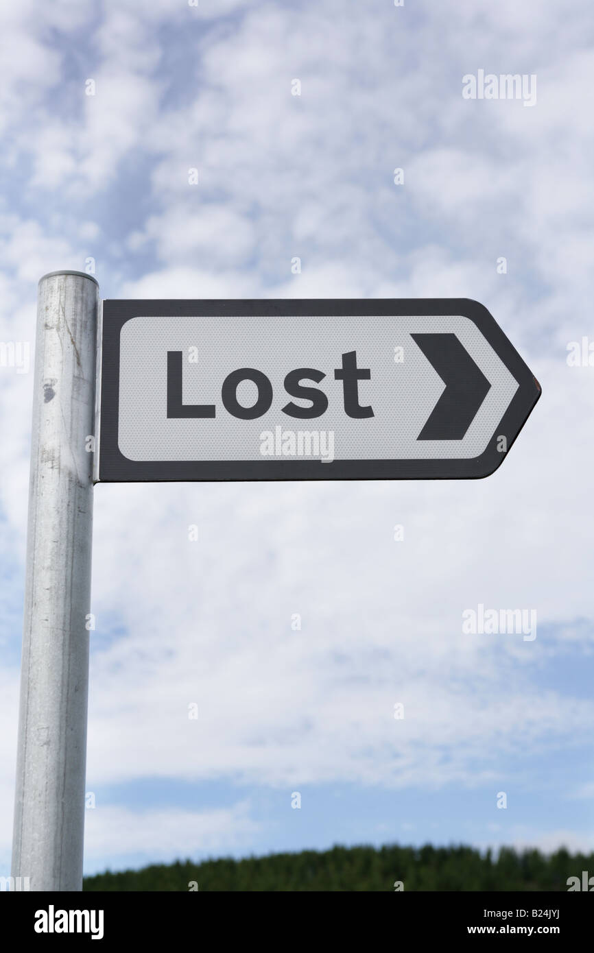 Sign post perdu dans Strathdon, Aberdeenshire, Ecosse. Banque D'Images