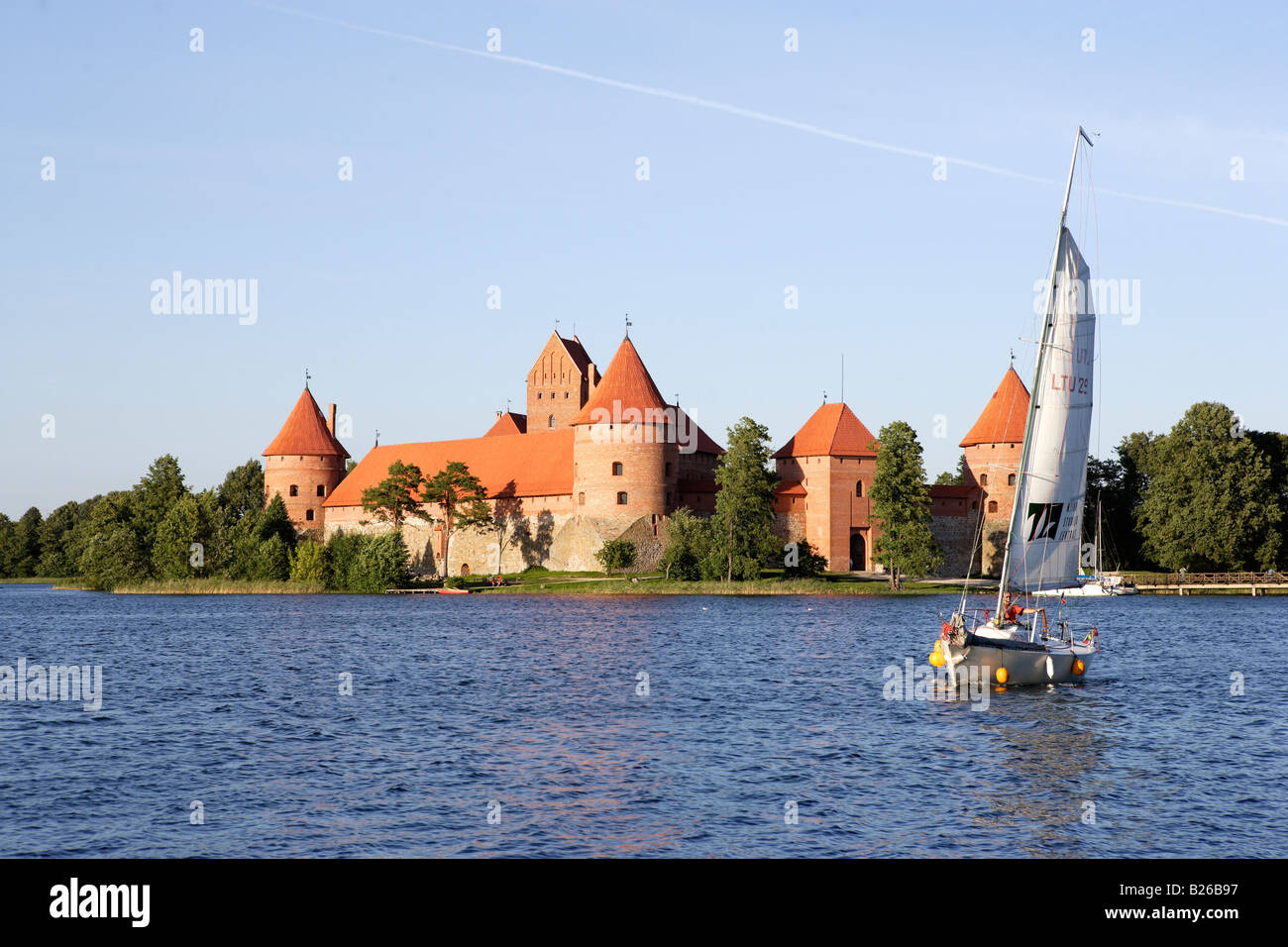 Château de Trakai, une île sur le lac Galve, Lituanie Banque D'Images