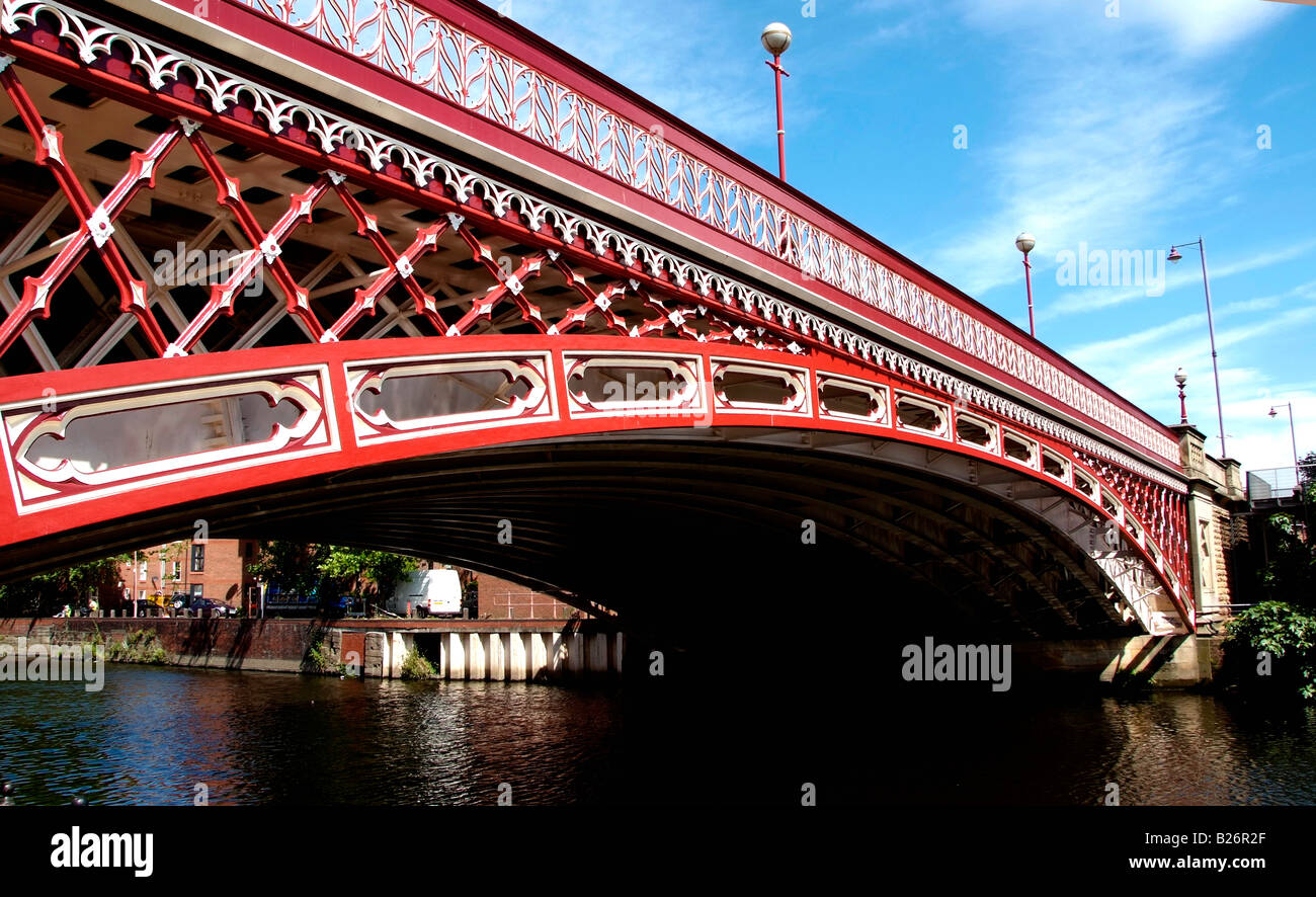 Crown Point Pont sur la rivière Aire à Leeds Banque D'Images