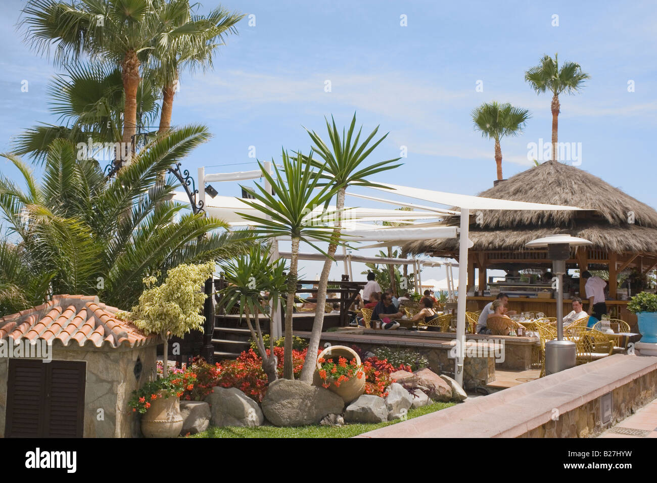 Bar de plage sur la promenade de la Carihuela Torremolinos Costa del Sol Malaga Espagne Banque D'Images