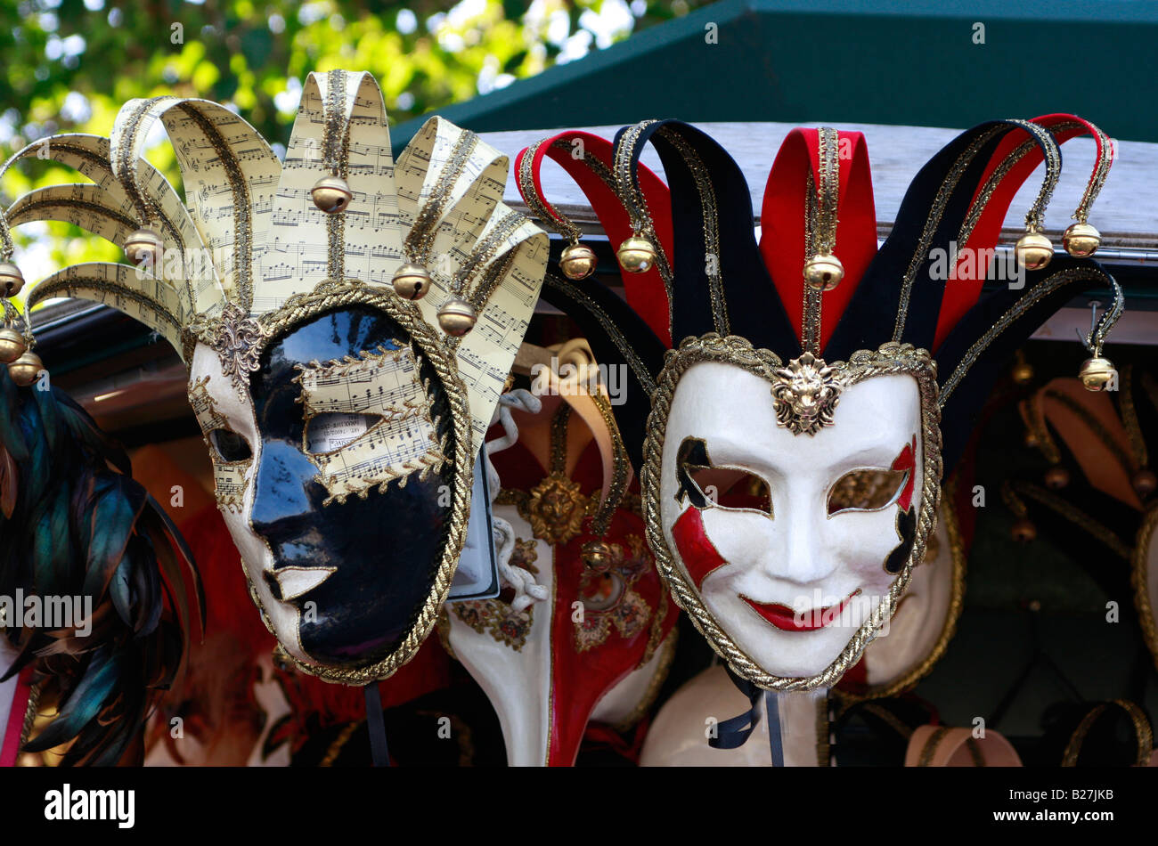 Élaborer de carnaval font de beaux souvenirs sur l'île vénitienne de Burano Banque D'Images