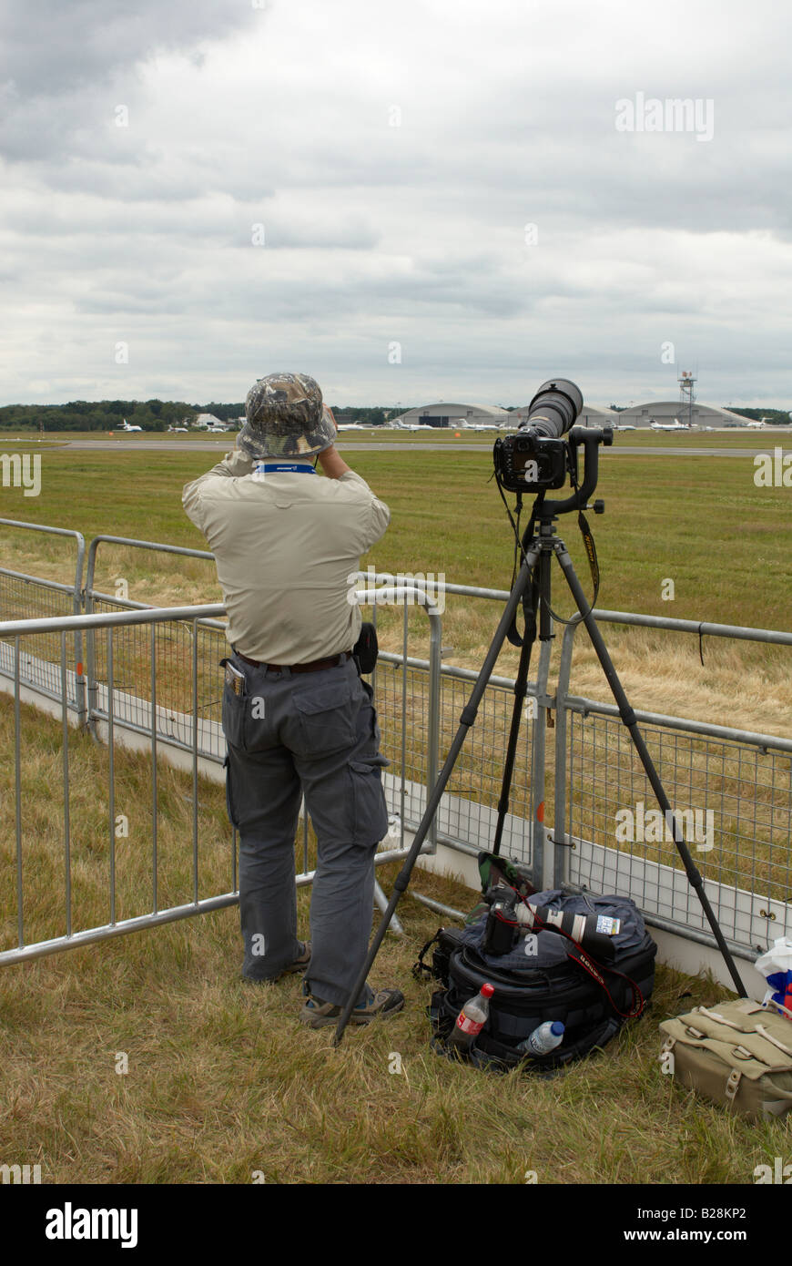 Photographe Pro de prendre une photo Farnborough Air Show 2008 Banque D'Images