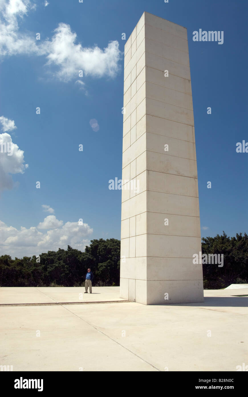 Tel Aviv Israël Wolfson Park Ville blanche statue 1977 1988 une sculpture par Dani Karavan Banque D'Images
