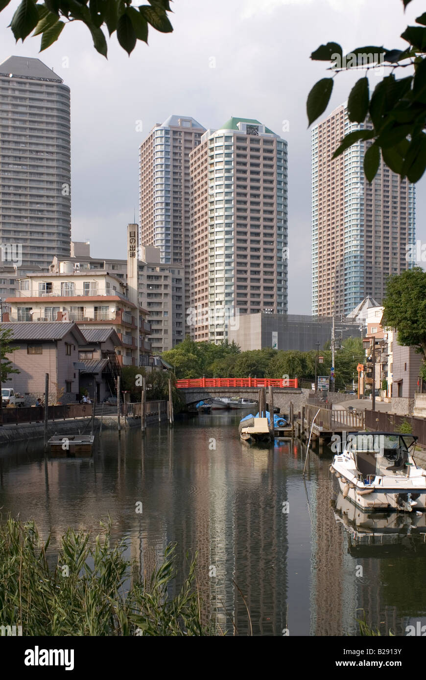 L'ancien district de Tsukudajima Tokyo est un pittoresque village de pêcheurs dans les limites de la ville qui n'a pas encore d'être modernisé Banque D'Images