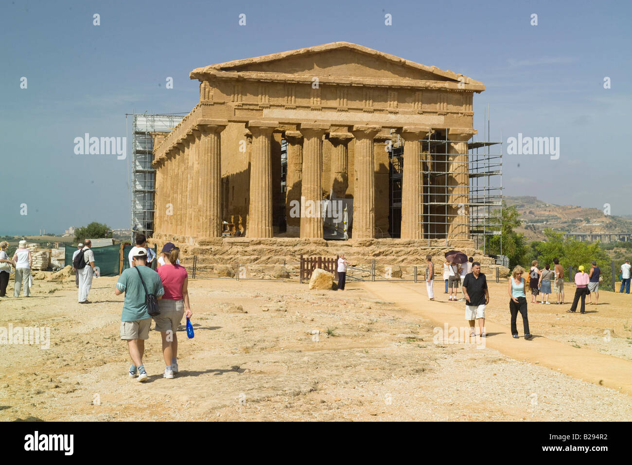 Temple de Concord Agrigento Sicile Date 28 05 2008 réf : ZB693 1143180117 CRÉDIT OBLIGATOIRE Sem - Allemand Photos du Monde Banque D'Images