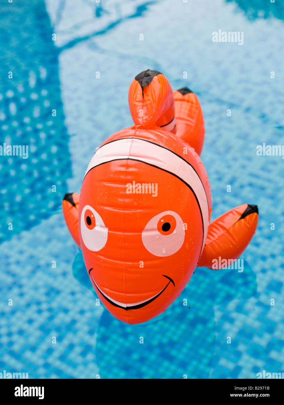 Poisson gonflable Banque de photographies et d’images à haute résolution Alamy