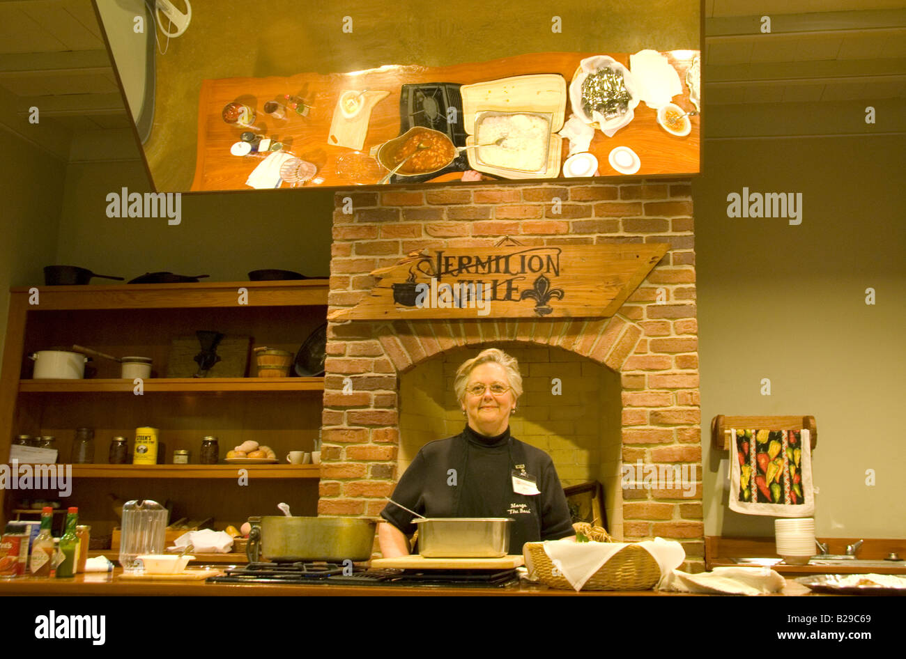 Démonstration de l'Ecole de cuisine et de l'instructeur Gérard Vigner Margo à Ecole de cuisine, Vermillonville, Lafayette, Louisiane Banque D'Images