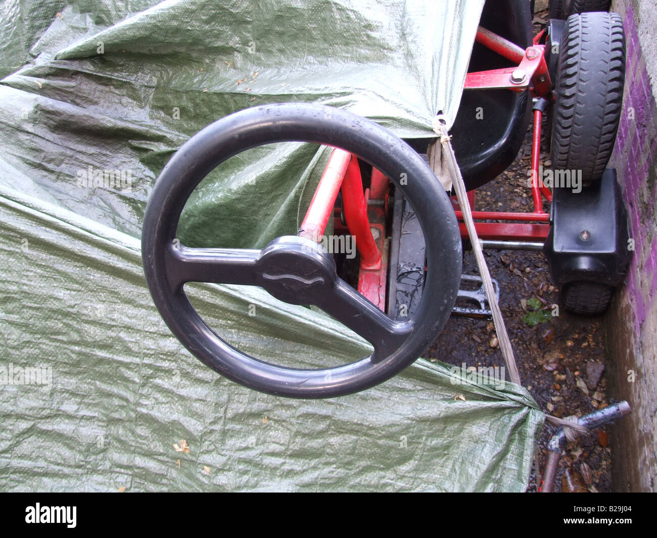 Roue à 10 Barreaux Pour Voiture Jouet Tôle Carette - Jante 60mm - 30cm - Pinard
