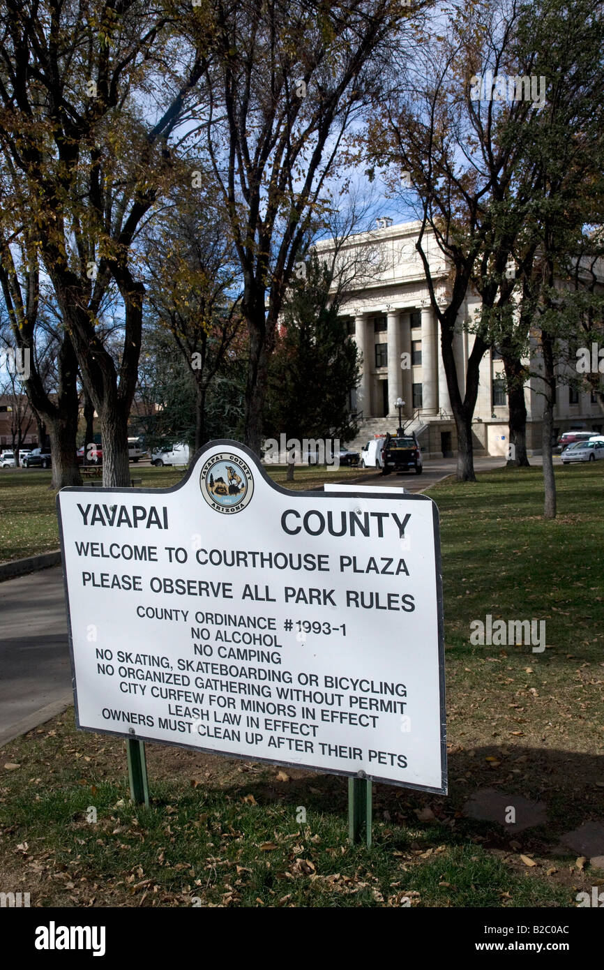 Inscrivez-Courthouse Plaza Prescott Arizona USA Banque D'Images