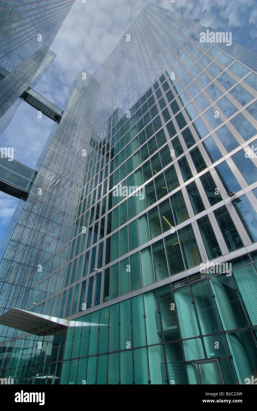 Mettre en évidence les tours, architectes et Murphy Jahn, Munich, Bavière, Allemagne Banque D'Images