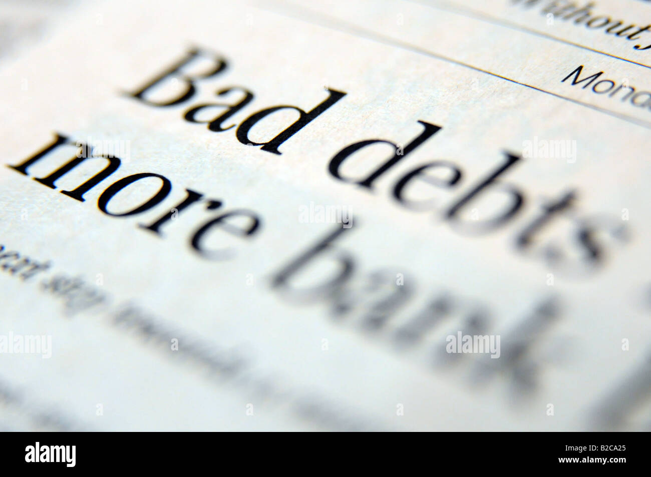 Photographie de gros titre de journal à propos de la crise du crédit et du ralentissement économique et de la récession. Banque D'Images