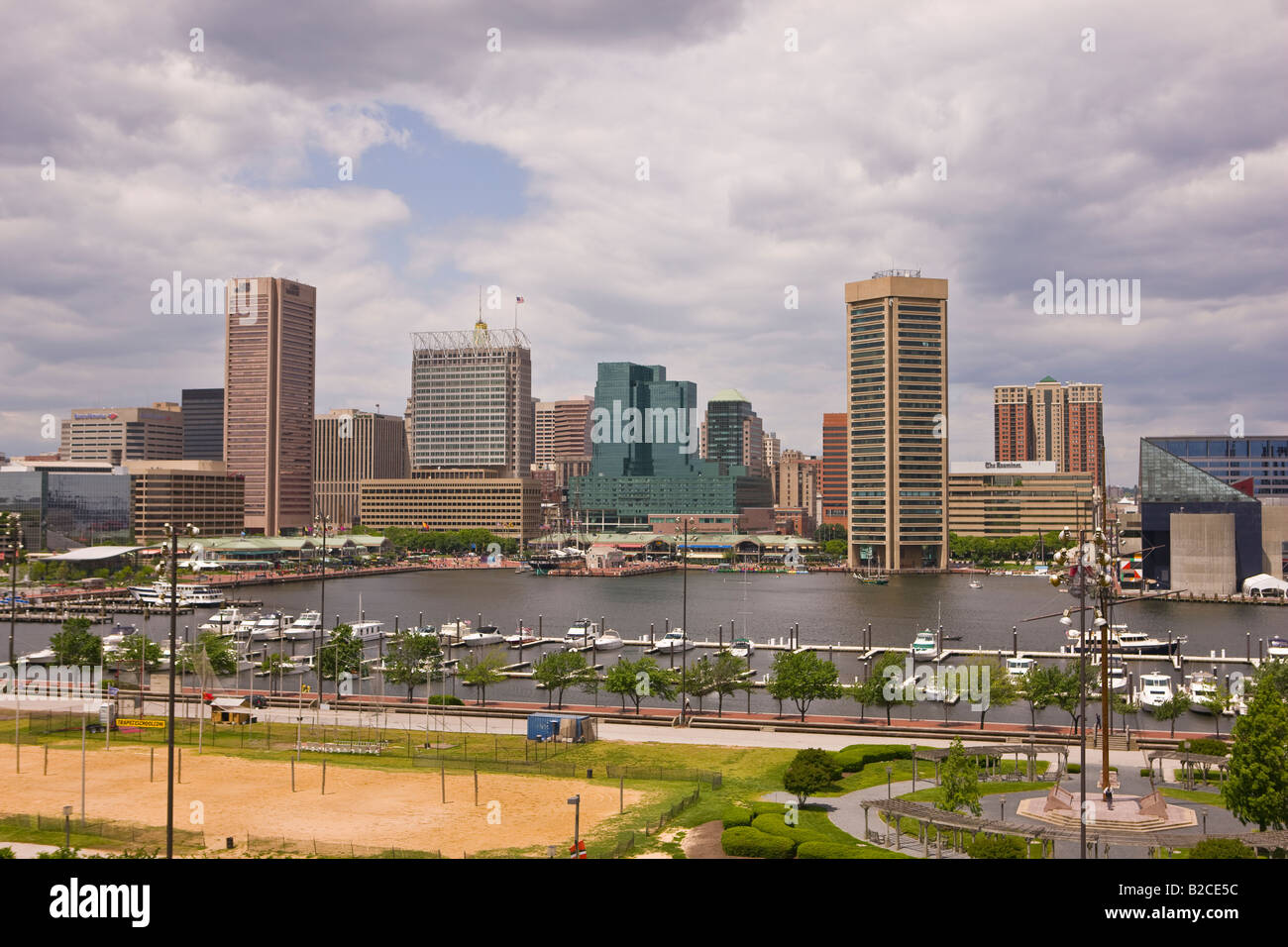 BALTIMORE MARYLAND USA Inner Harbor et le centre-ville Banque D'Images