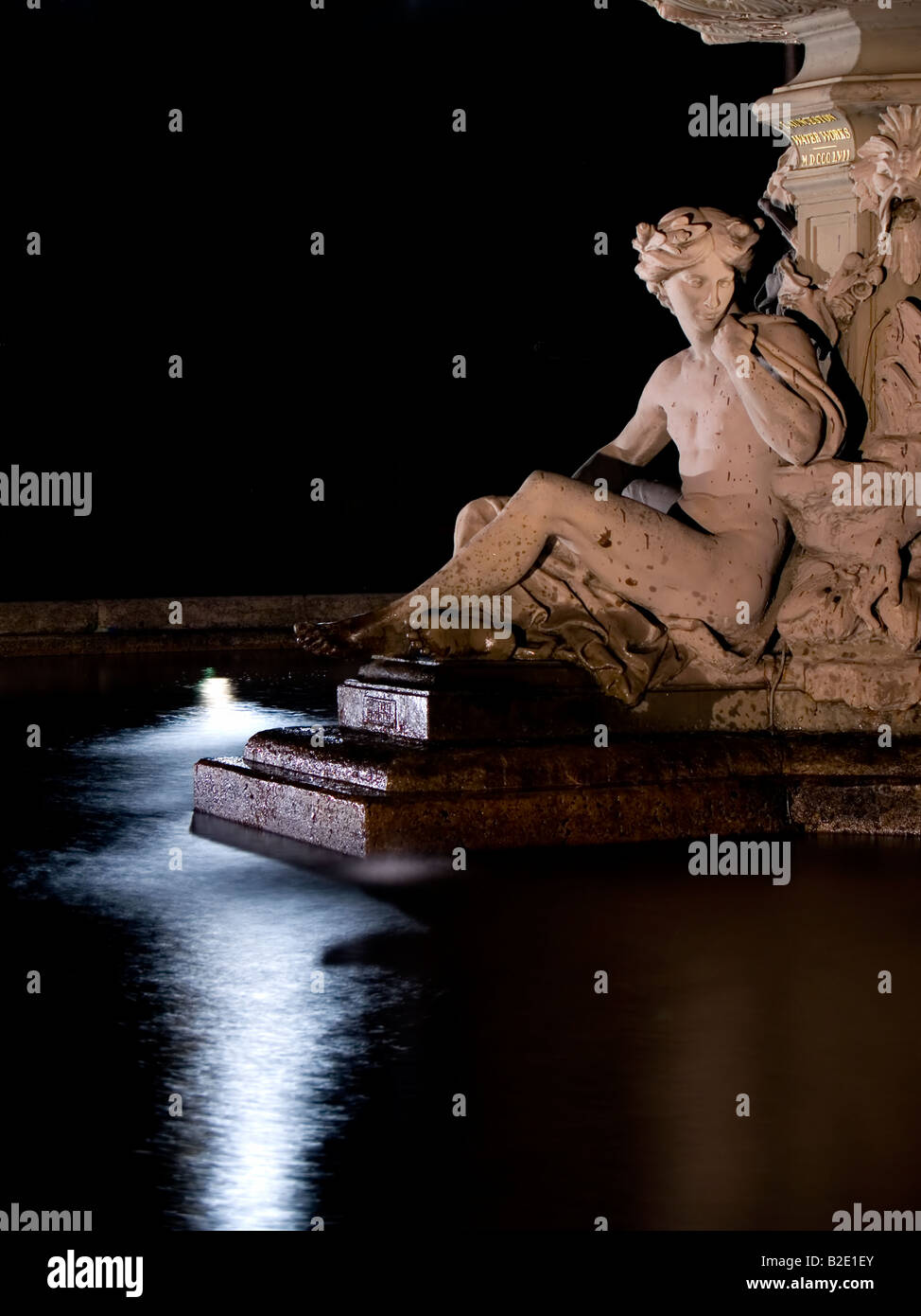 Statue sur la fontaine Banque D'Images