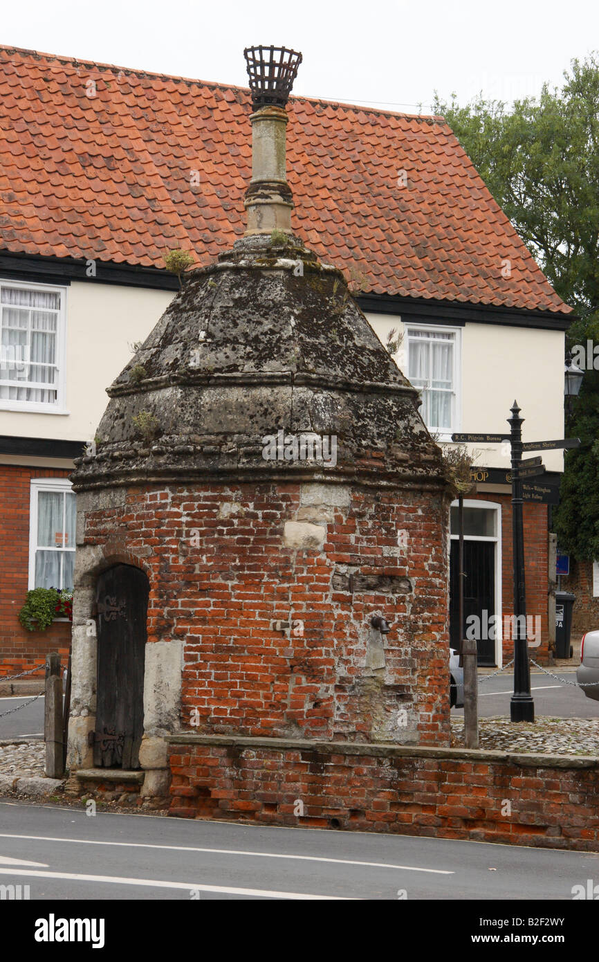 Little Walsingham Pompe à eau, Norfolk, Angleterre. Banque D'Images