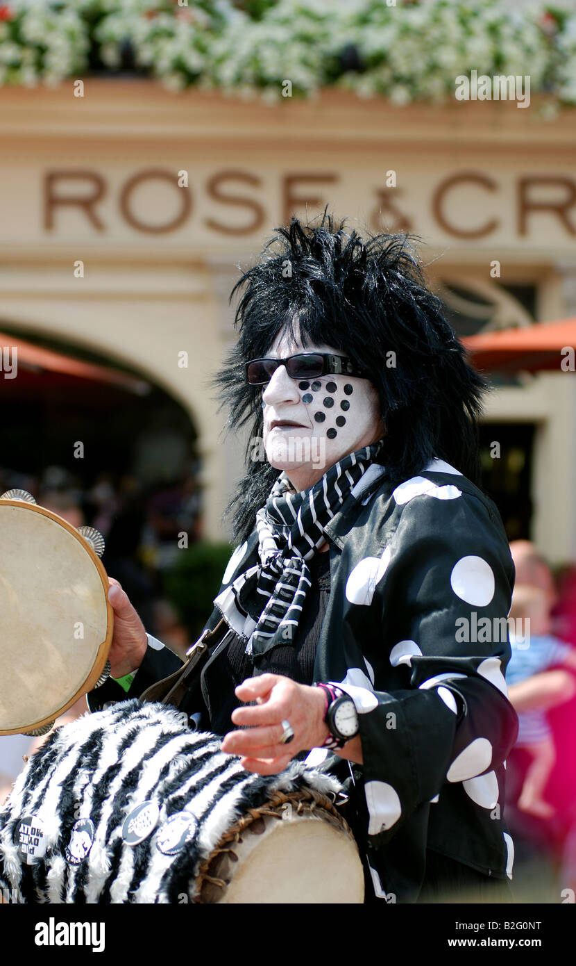 Digue de porc Molly morris dance musicien à Warwick Folk Festival UK 2008 Banque D'Images