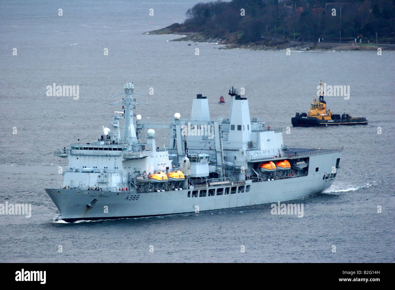 RFA Fort George A388 est une flotte de navires-citernes et les magasins de la Royal Fleet Auxiliary Banque D'Images