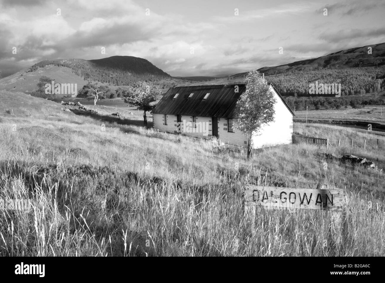 Dalgowan bothy Lowland isolé, une seule maison d'un étage; Scottish keepers Country Cottage, Braemar, Aberdeenshire, Parc national de Cairngorms, Écosse Royaume-Uni Banque D'Images
