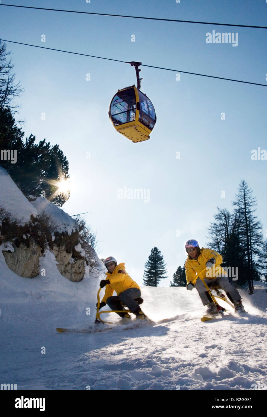 Ski alpes téléphérique skeiing skisport skieur ski vacances ski skigebiet Banque D'Images