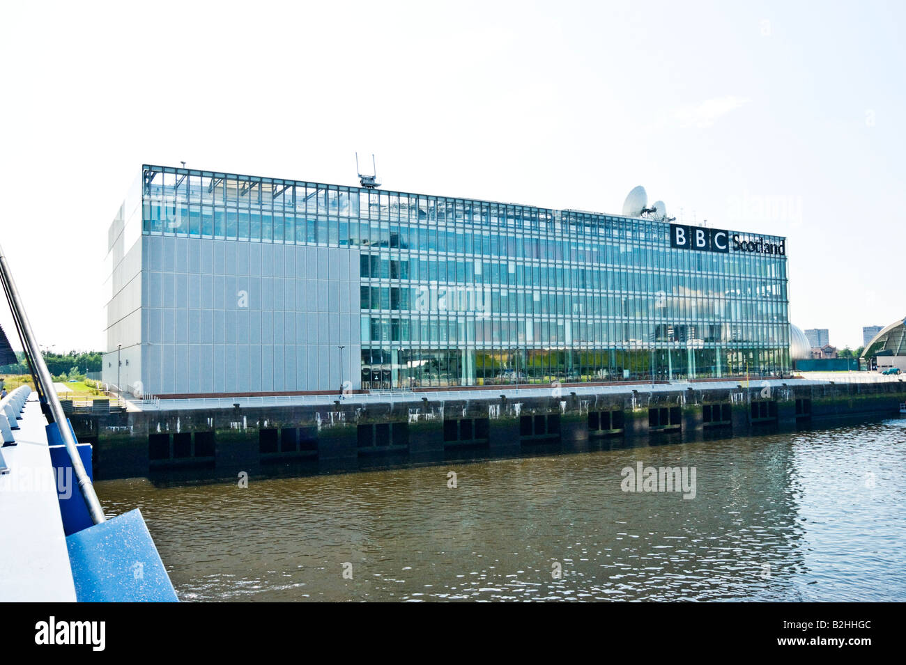 Le nouveau bâtiment du siège de la BBC Ecosse à Pacific Quay sur la rivière Clyde en Écosse Glasgow Govan Banque D'Images