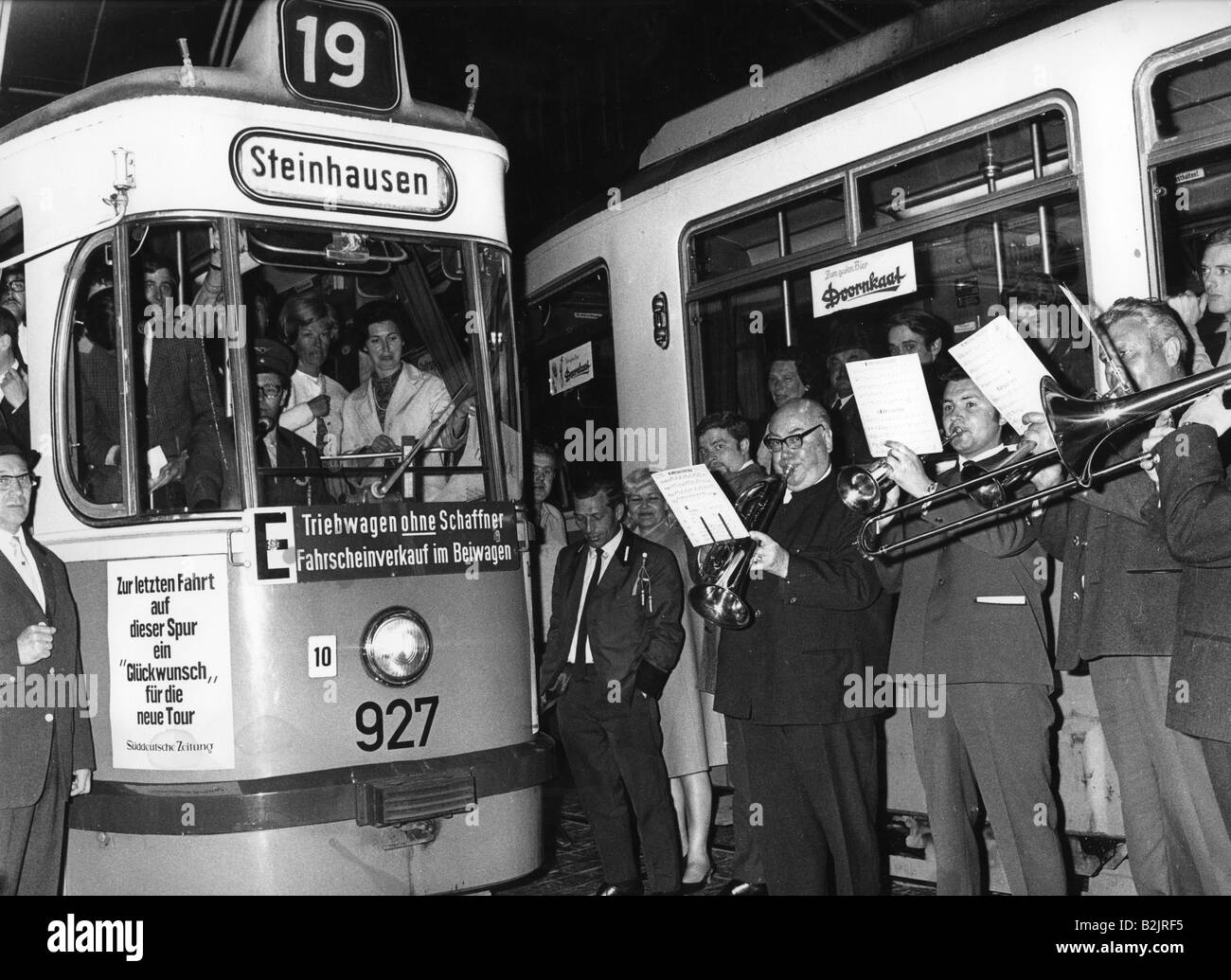 Géographie / voyages, Allemagne, Munich, transport / transport, tramway, dernière promenade de la ligne 19 à Neuhauser- et Kaufingerstrasse, 21.4.1968, Banque D'Images