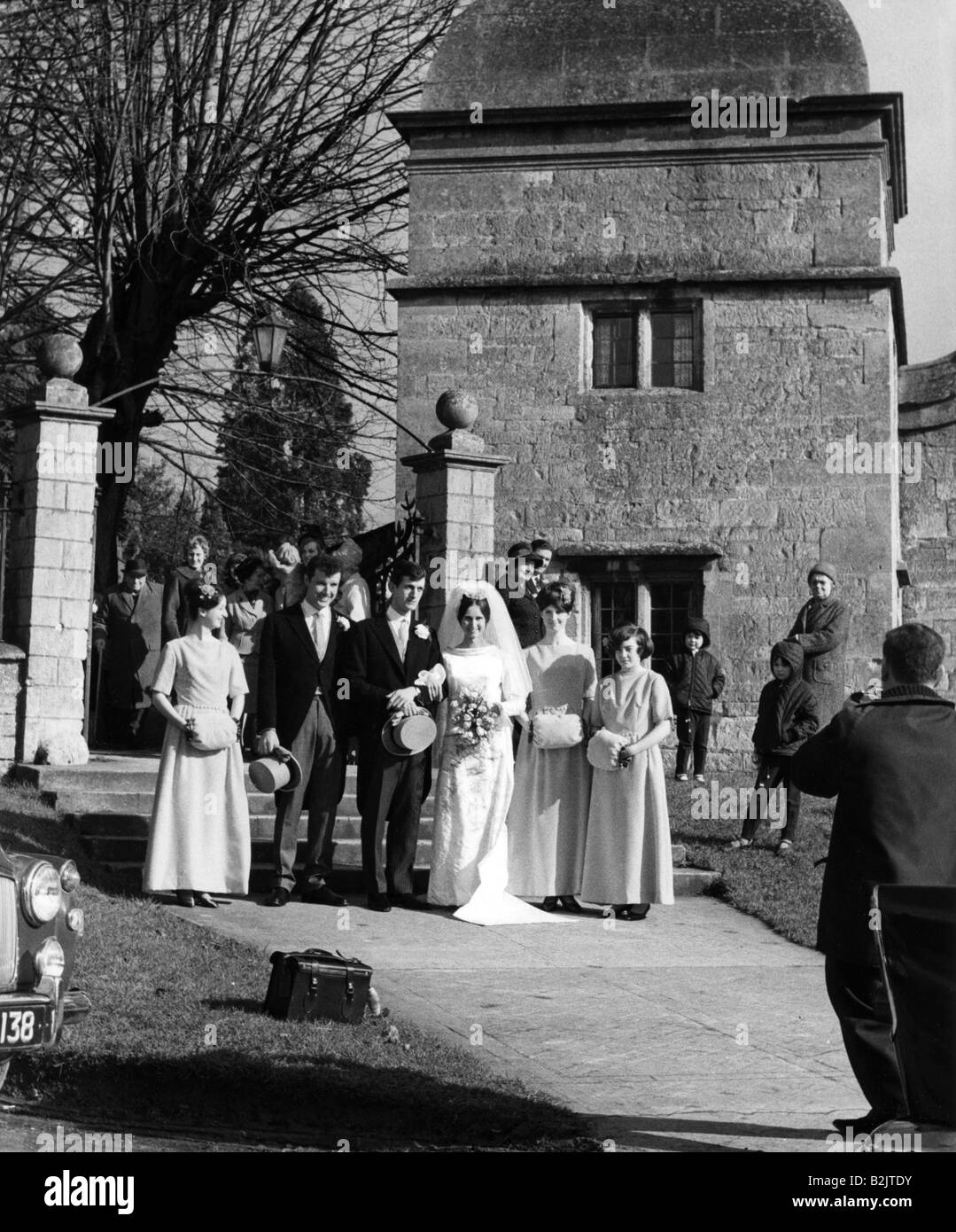Mariage des années 1960 : les plus belles robes de mariée des