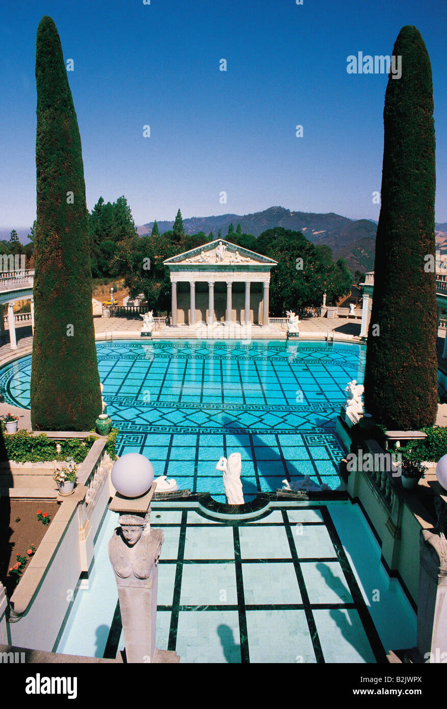 Piscine Neptune à Hearst Castle à San Simeon, en Californie, USA. Banque D'Images