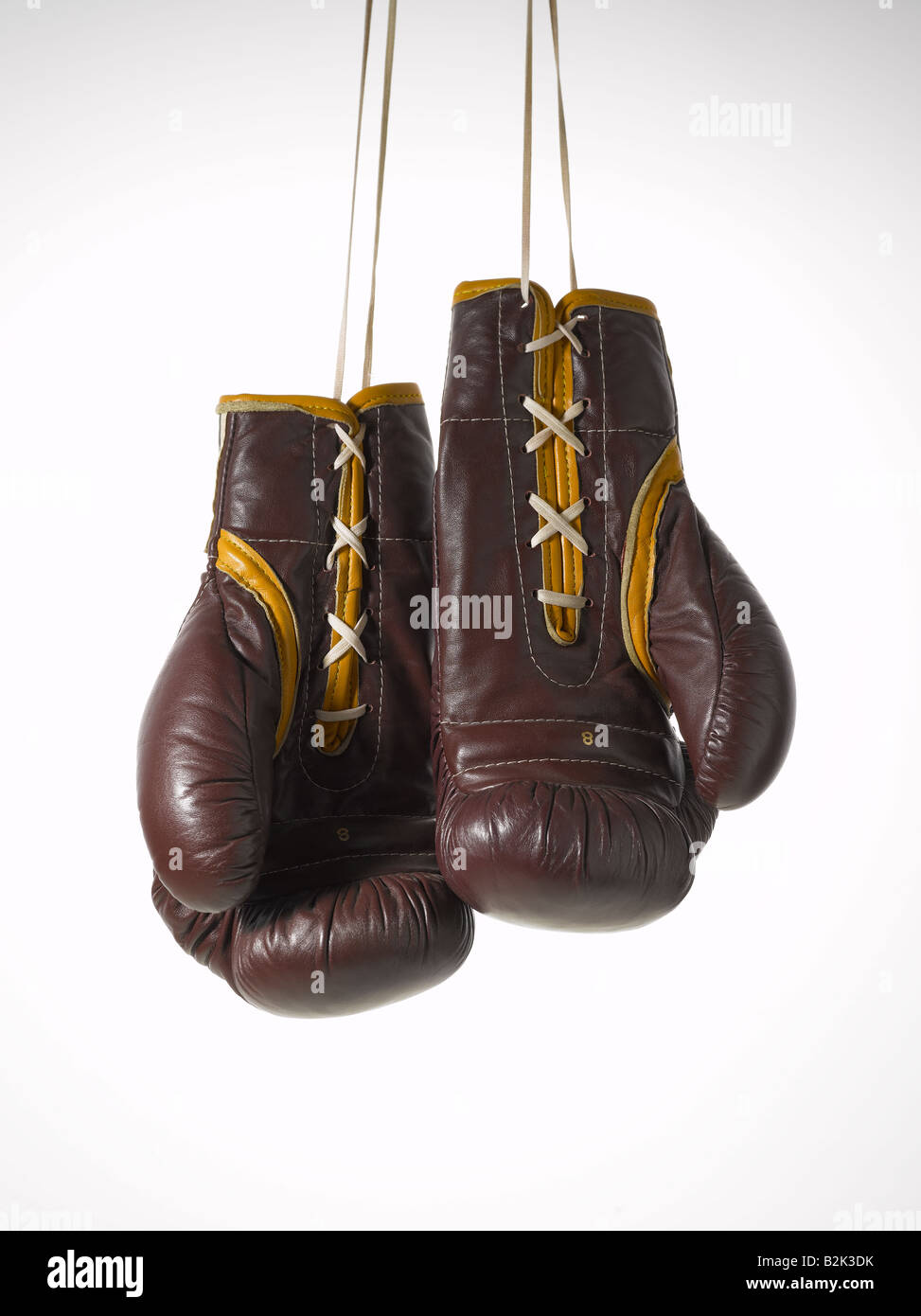 Gants boxe ancien d'occasion - Collection