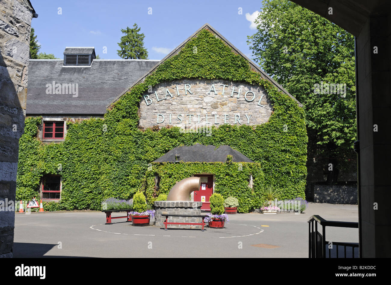 L'Arthur Bell's Whiskey Distillery à Pitlochry Perthshire Scotland Tayside Banque D'Images