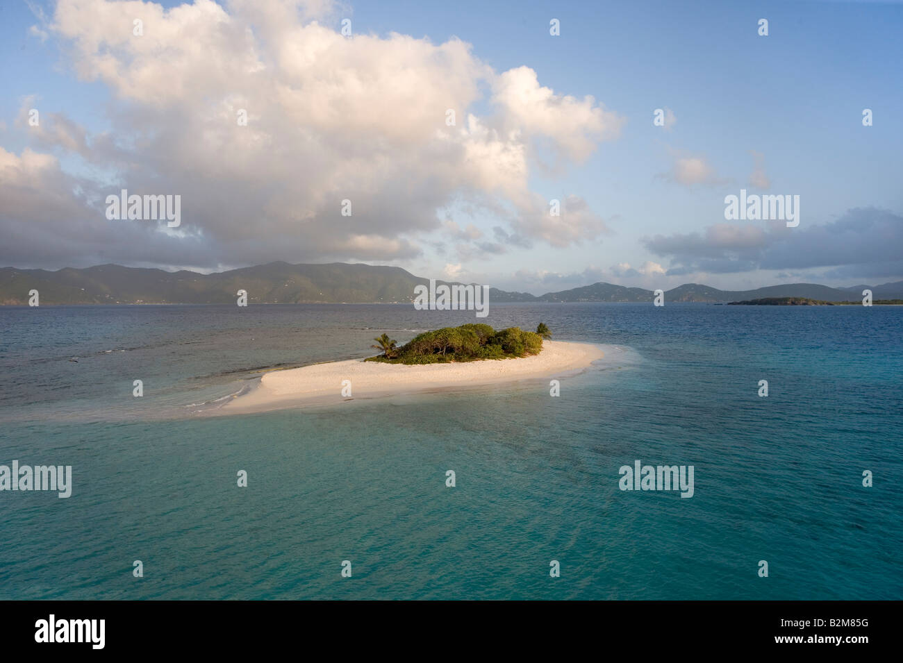 La petite île déserte de Sandy Spit British West Indies Banque D'Images