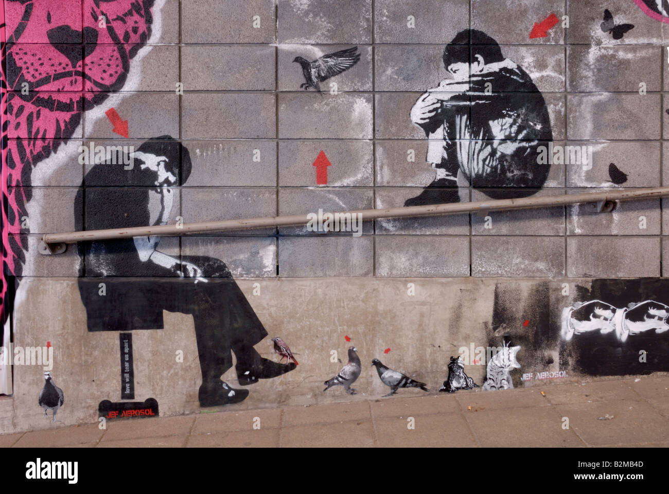 "Jef Aerosol"s - peinture murale collective, les boîtes de Banksy, Festival, 'Leake Street' Tunnel, la gare de Waterloo, Londres Banque D'Images