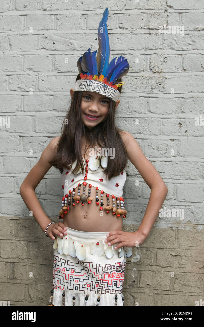 Carnaval del Pueblo d'Amérique latine, les célébrations du carnaval de Londres - fille péruvienne Banque D'Images