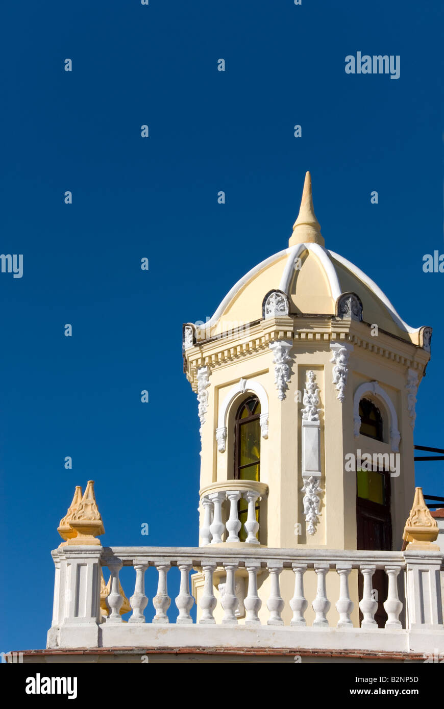 Toit décoré haut de la caméra Oscura bâtiment dans La Habana Vieja Cuba La Havane Banque D'Images