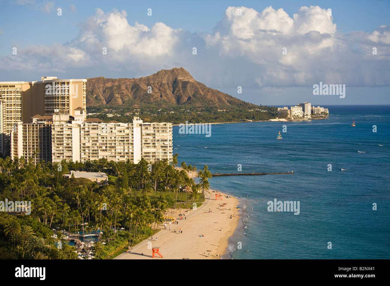 La plage de Waikiki Honolulu Oahu Hawaii Banque D'Images
