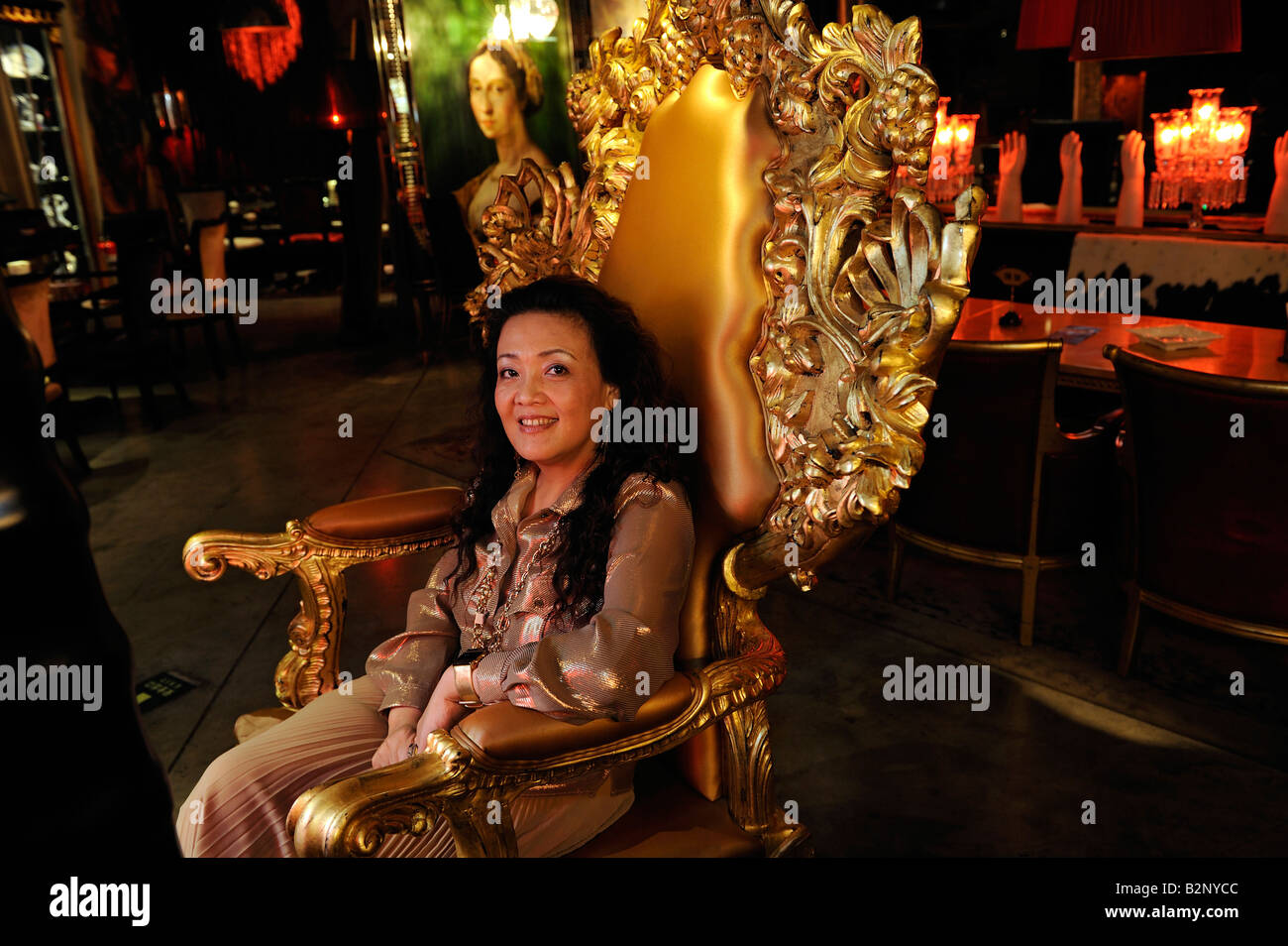 Lan Zhang, président du Conseil de l'Groupe de beauté pose à fil Club à Beijing Chine 31 juil 2008 Banque D'Images