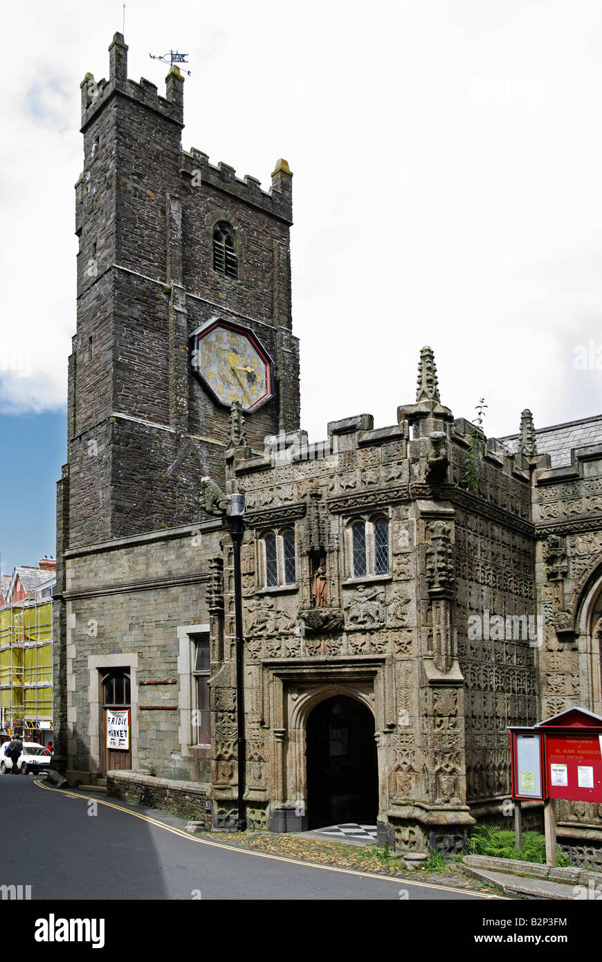 L'église du xvie siècle de st.Marie Madeleine à Launceston à Cornwall, uk Banque D'Images
