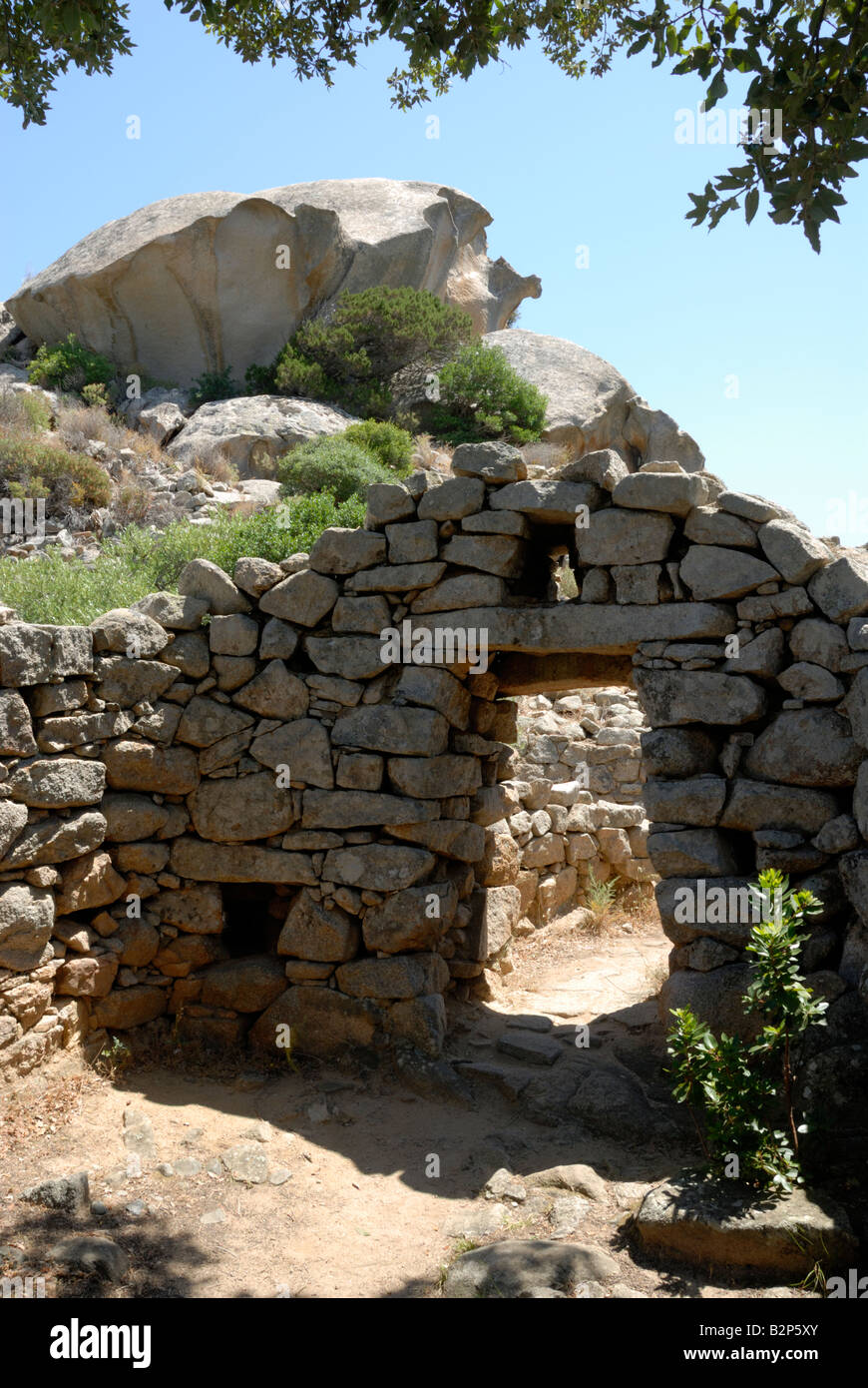 L'âge du bronze nuragique de Malchittu Temple près d'Arzachena, Sardaigne Banque D'Images