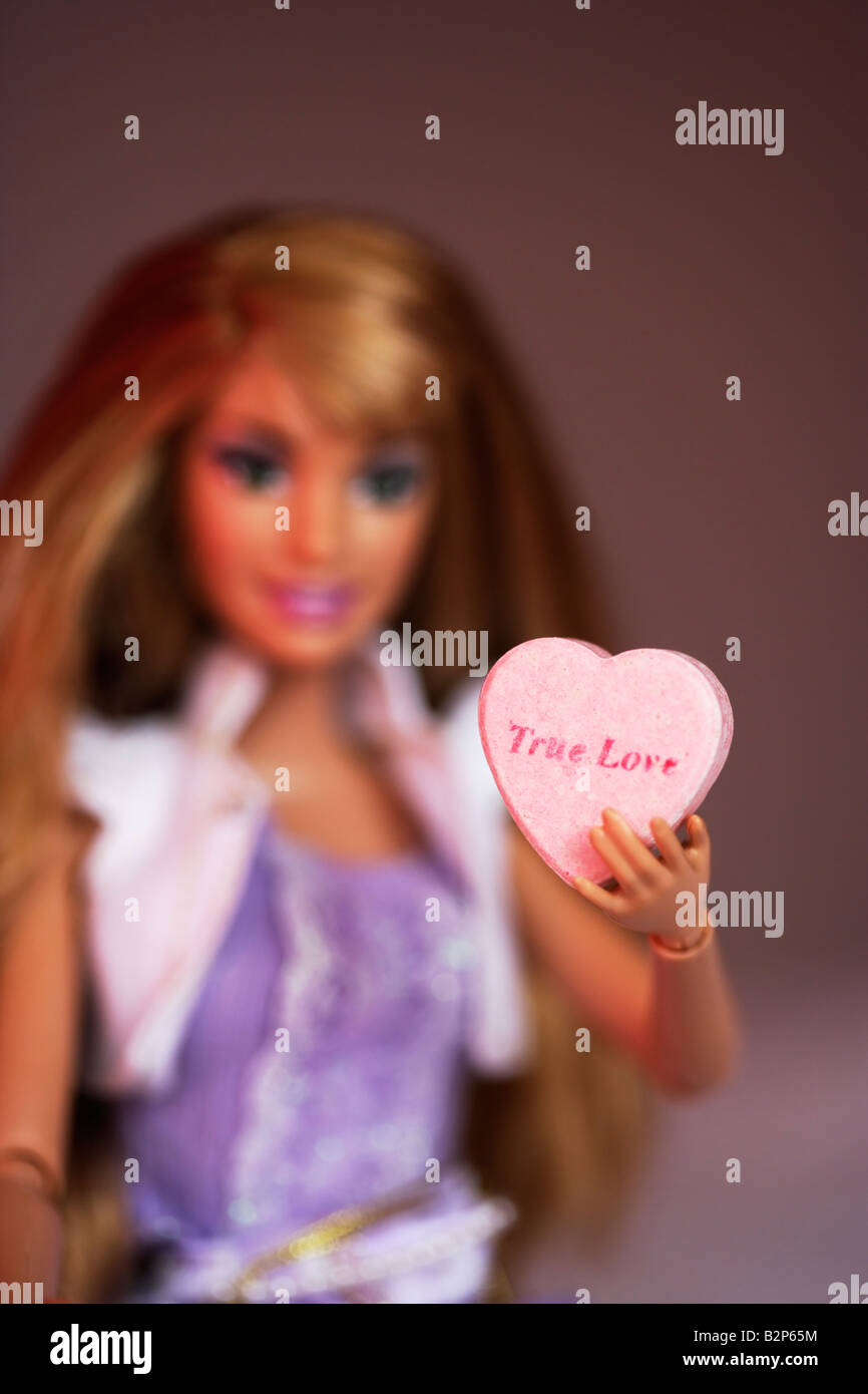 Poupée Barbie de série. Trouve l'amour vrai Barbie Banque D'Images