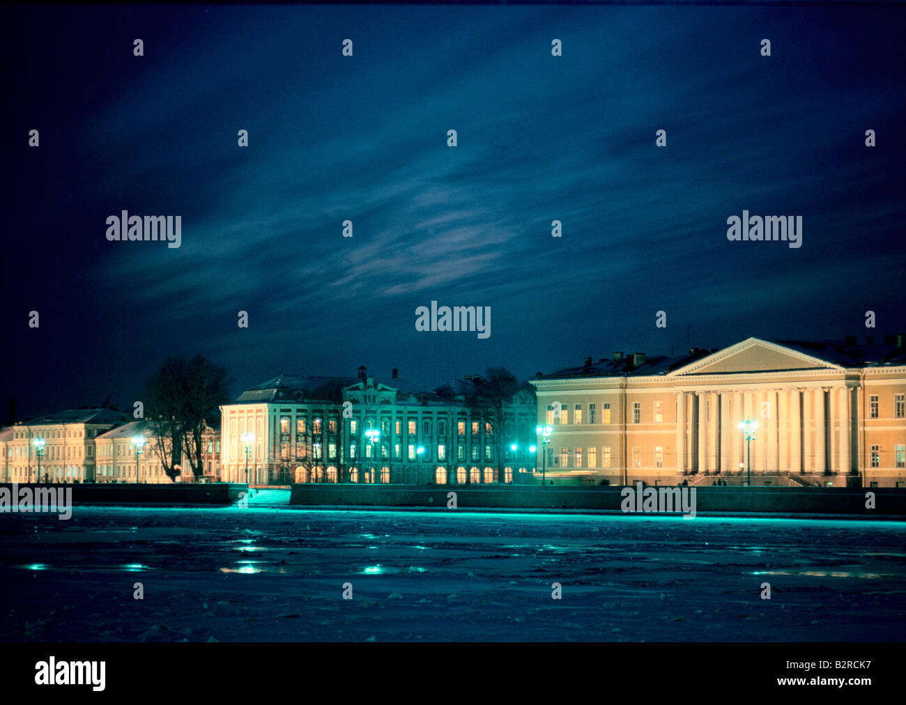 St pertersburg sur une nuit d'hiver Banque D'Images