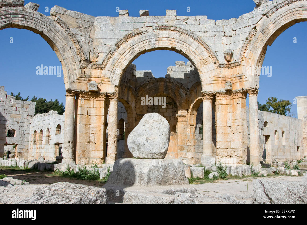 Demeure du célèbre pilier à l'intérieur des ruines de Saint Siméon en Syrie Banque D'Images