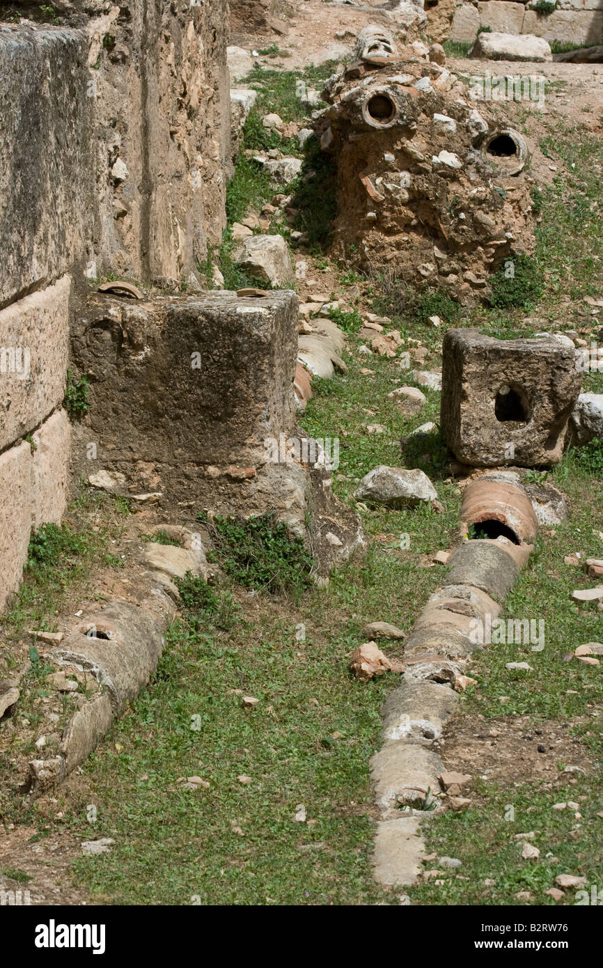 Les tuyaux d'eau ruines romaines de Apamée de Syrie Banque D'Images