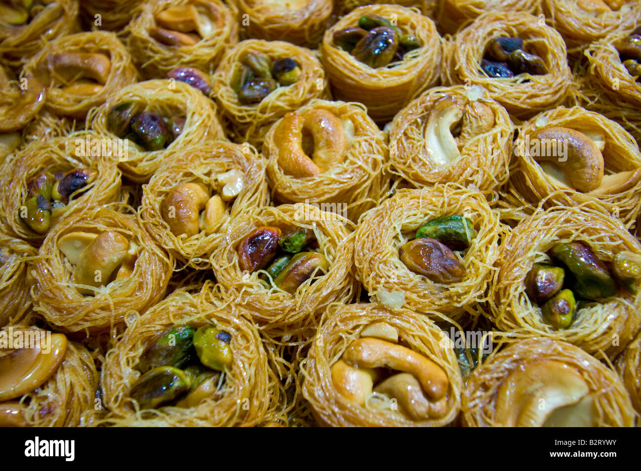 Bonbons dans une boutique à Damas Syrie Dessert Banque D'Images