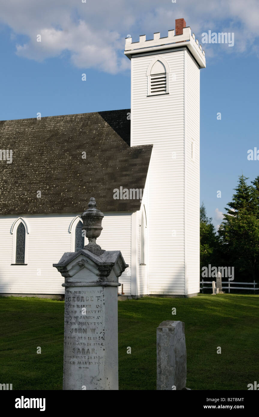 St James Anglican Church of Canada dans les régions rurales du Nouveau-Brunswick une petite église paroissiale Banque D'Images