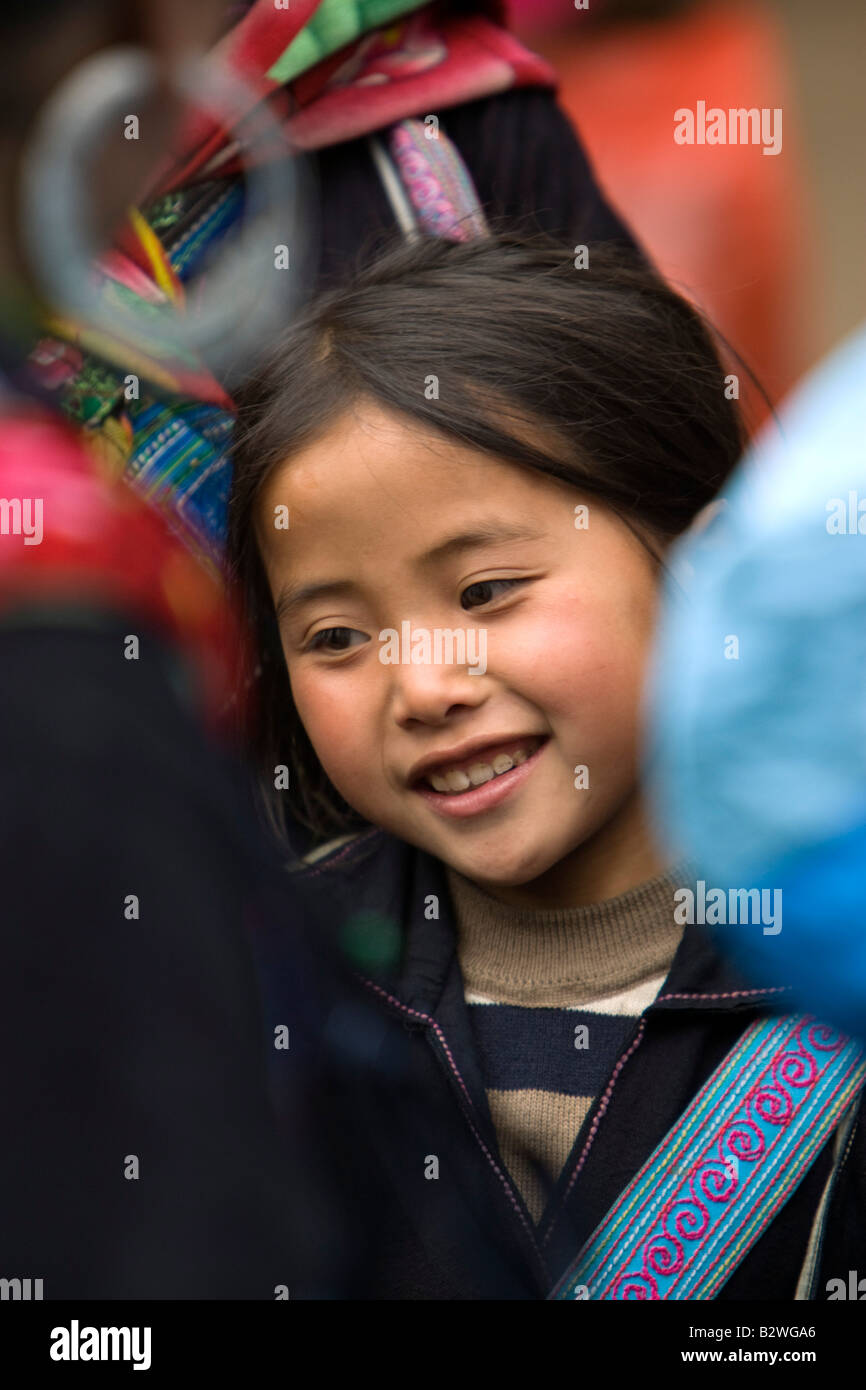 Hilltribe Hmong noir girl Sapa Vietnam Banque D'Images